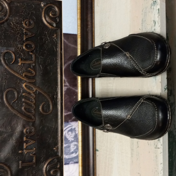 Clarks bendables Black, Leather, 2 Button Shoes - Picture 3 of 11